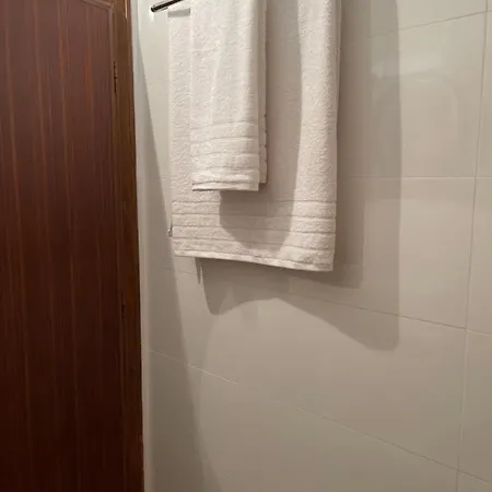 Gl House אספרובלטה