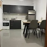 Apartman Gl House *